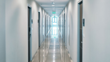 TITLE_ES_ES does not exist