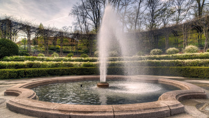 TITLE_ES_ES does not exist